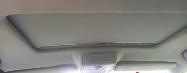 VOLKSWAGEN Touareg 2.5 TDI (174 KM) 4MOTION