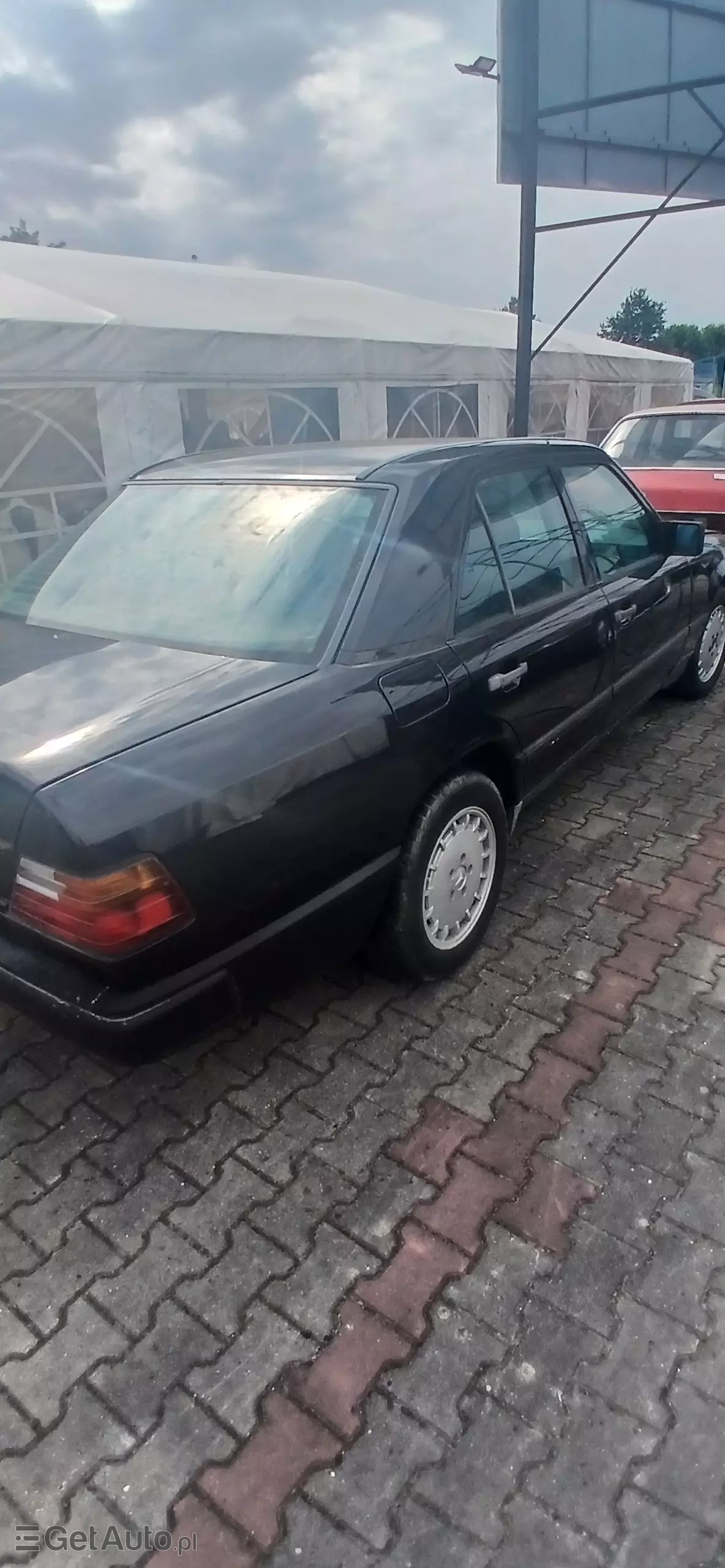 MERCEDES-BENZ 200 