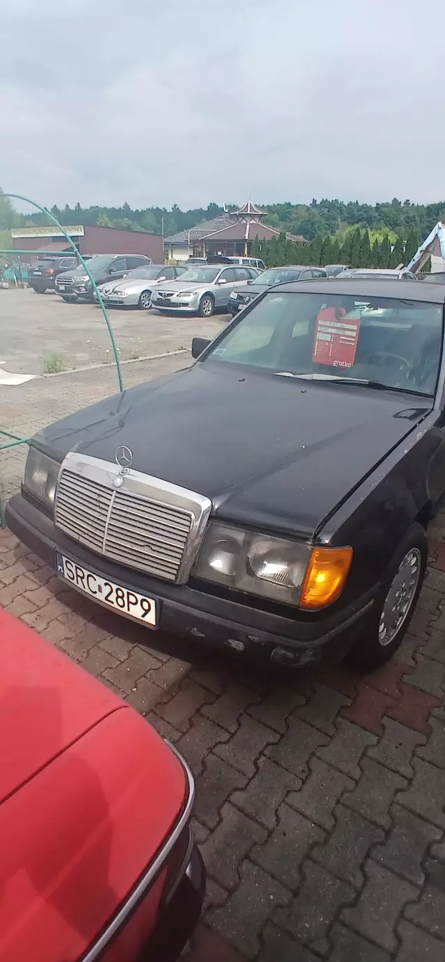 MERCEDES-BENZ 200 
