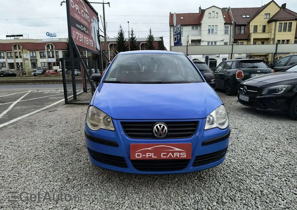 VOLKSWAGEN Polo 
