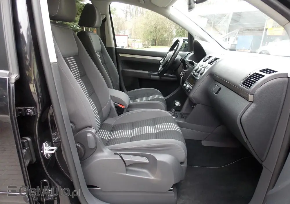 VOLKSWAGEN Touran 1.9 TDI DSG United