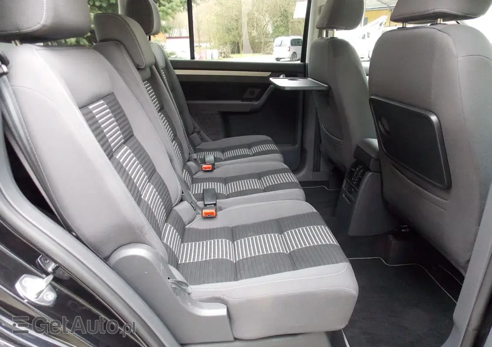 VOLKSWAGEN Touran 1.9 TDI DSG United