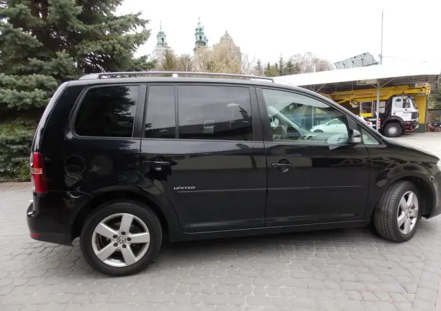 VOLKSWAGEN Touran 1.9 TDI DSG United