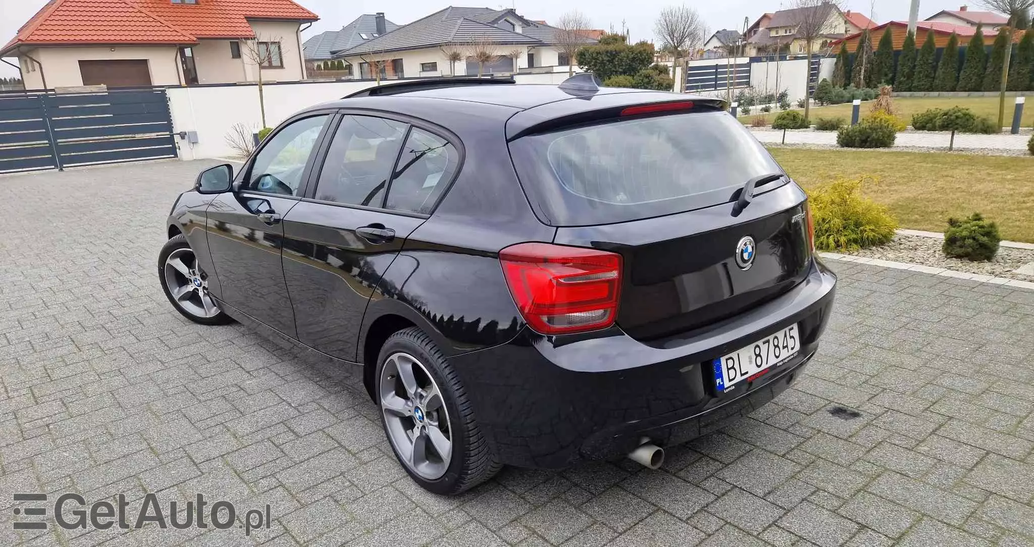 BMW Seria 1 118d Sport Line