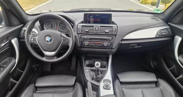 BMW Seria 1 118d Sport Line