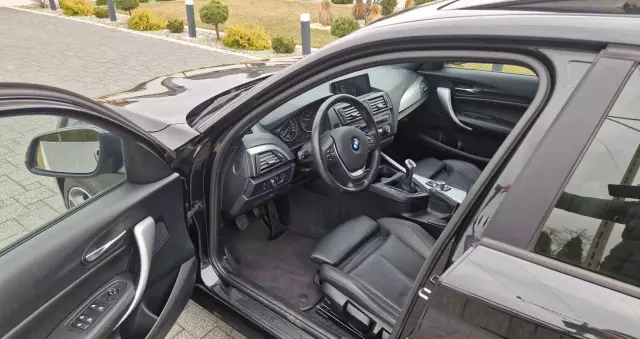 BMW Seria 1 118d Sport Line