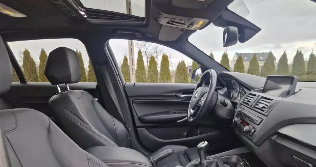 BMW Seria 1 118d Sport Line