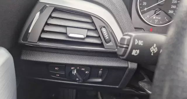 BMW Seria 1 118d Sport Line