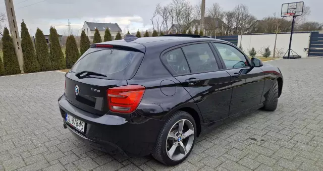 BMW Seria 1 118d Sport Line