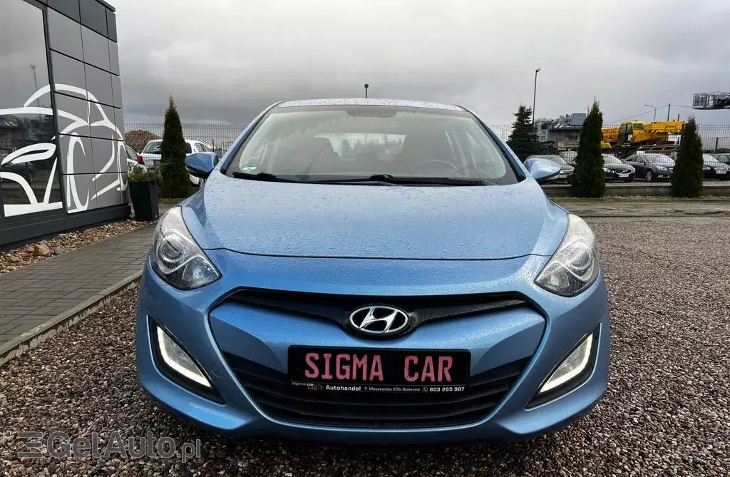HYUNDAI I30 1.6 CRDi (110 KM)
