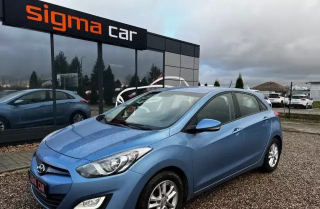 HYUNDAI I30 1.6 CRDi (110 KM)