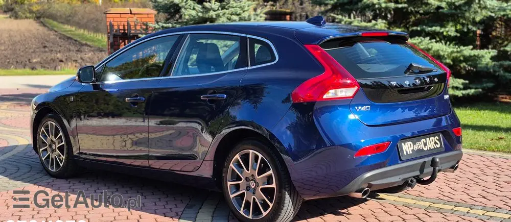 VOLVO V40 D4 Ocean Race