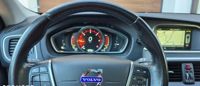 VOLVO V40 D4 Ocean Race