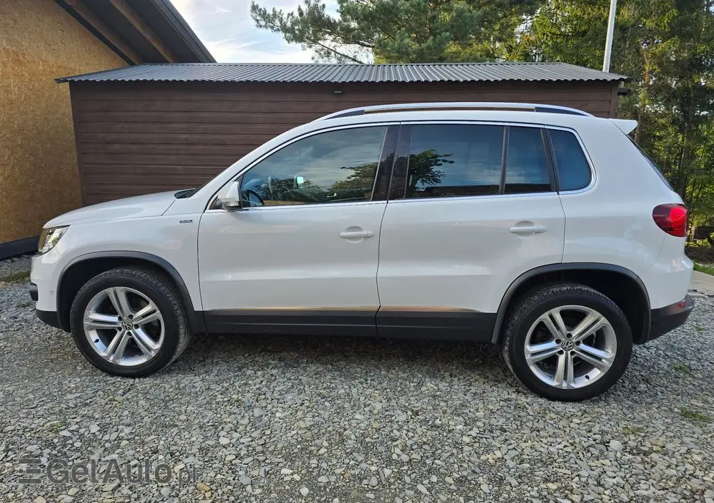 VOLKSWAGEN Tiguan 2.0 TDI DPF 4Motion BlueMotion Technology Lounge Sport & Style