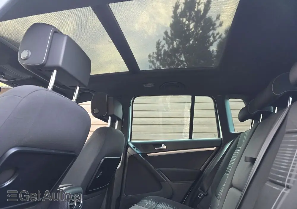 VOLKSWAGEN Tiguan 2.0 TDI DPF 4Motion BlueMotion Technology Lounge Sport & Style