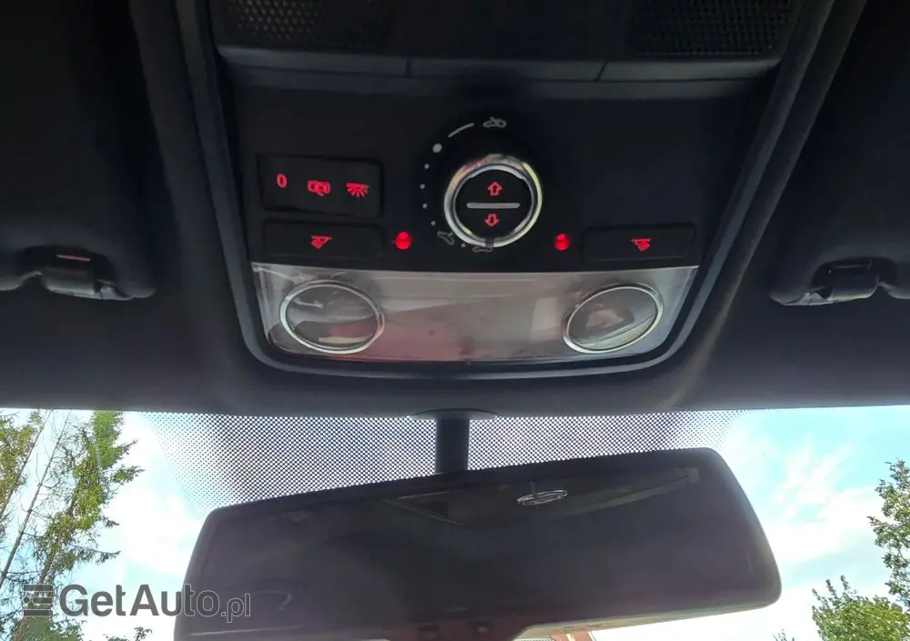 VOLKSWAGEN Tiguan 2.0 TDI DPF 4Motion BlueMotion Technology Lounge Sport & Style