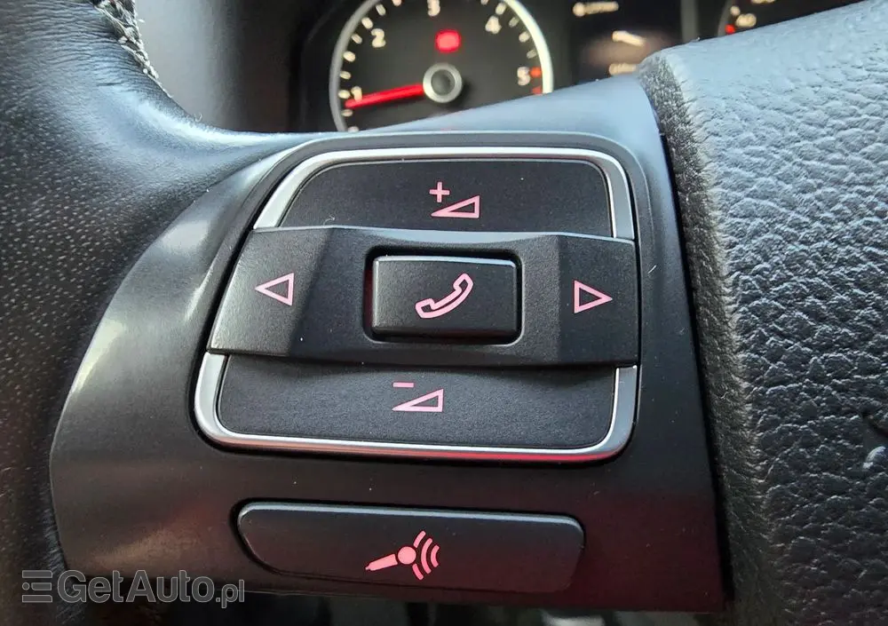 VOLKSWAGEN Tiguan 2.0 TDI DPF 4Motion BlueMotion Technology Lounge Sport & Style