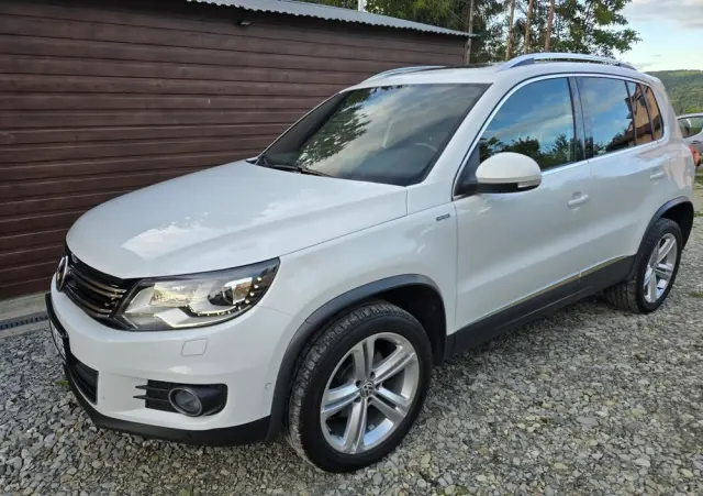 VOLKSWAGEN Tiguan 2.0 TDI DPF 4Motion BlueMotion Technology Lounge Sport & Style