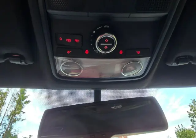 VOLKSWAGEN Tiguan 2.0 TDI DPF 4Motion BlueMotion Technology Lounge Sport & Style