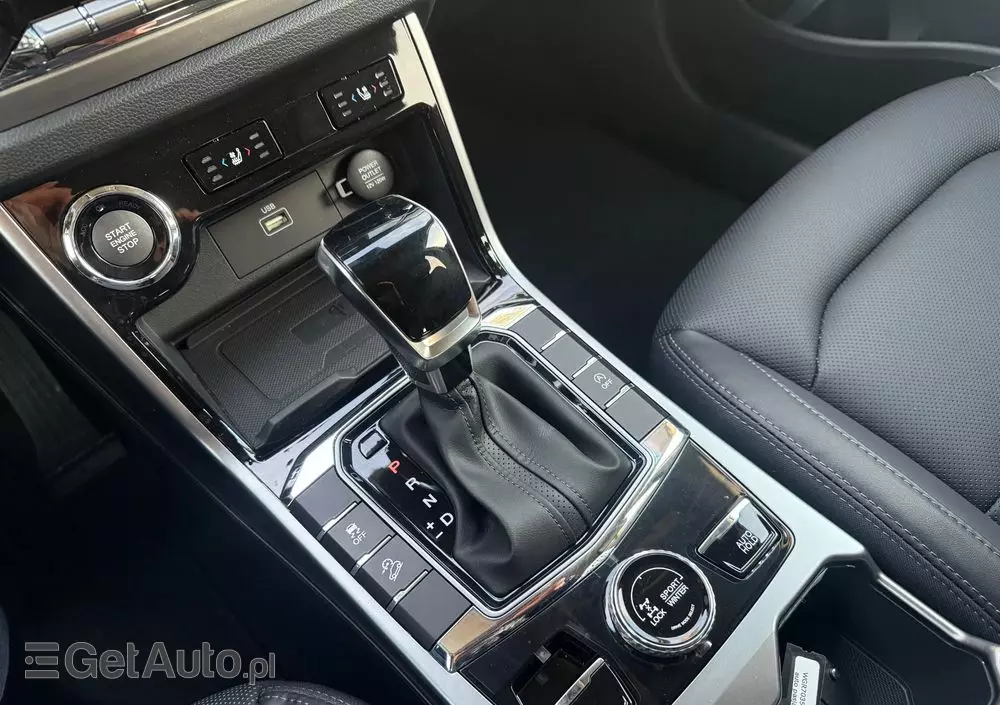 SSANGYONG/KGM Korando 1.5 T-GDI Sapphire 4WD