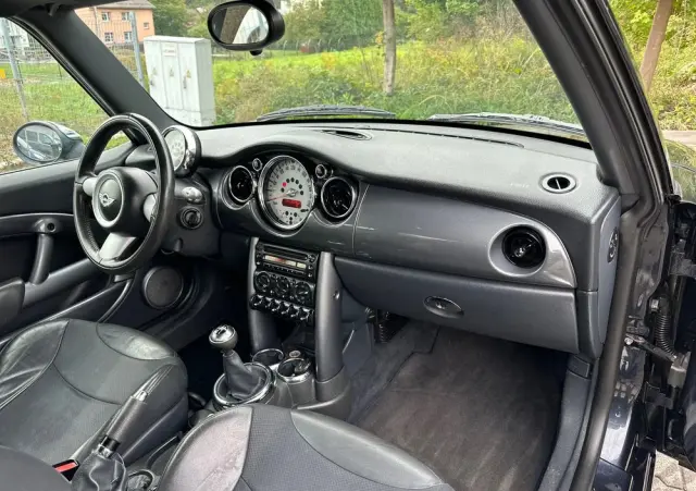 MINI Cooper Standard