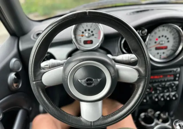 MINI Cooper Standard