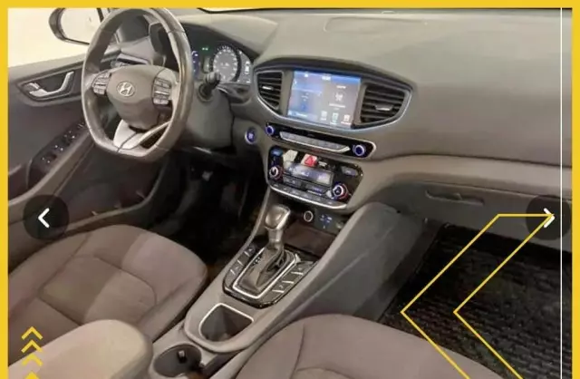 HYUNDAI Ioniq 