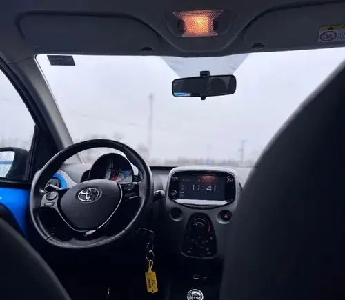 TOYOTA Aygo 