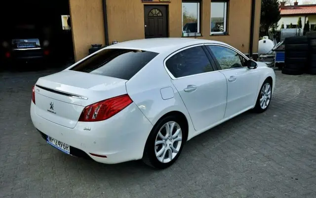 PEUGEOT 508 