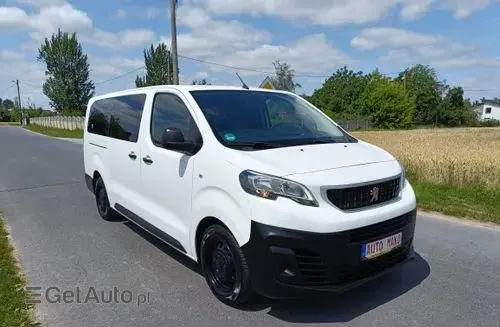 PEUGEOT Traveller 