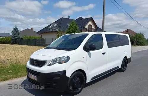 PEUGEOT Traveller 