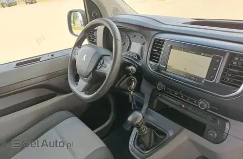 PEUGEOT Traveller 