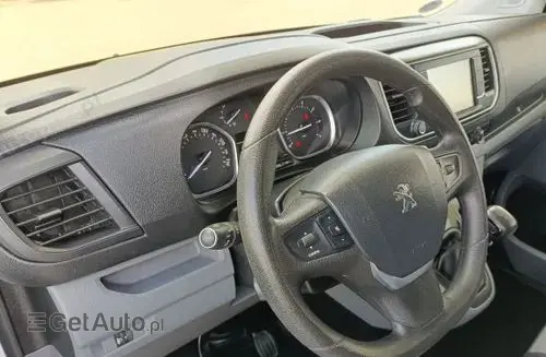 PEUGEOT Traveller 