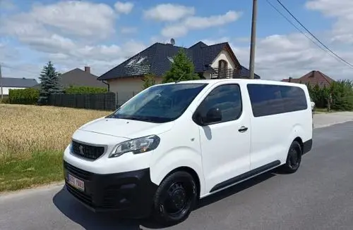 PEUGEOT Traveller 