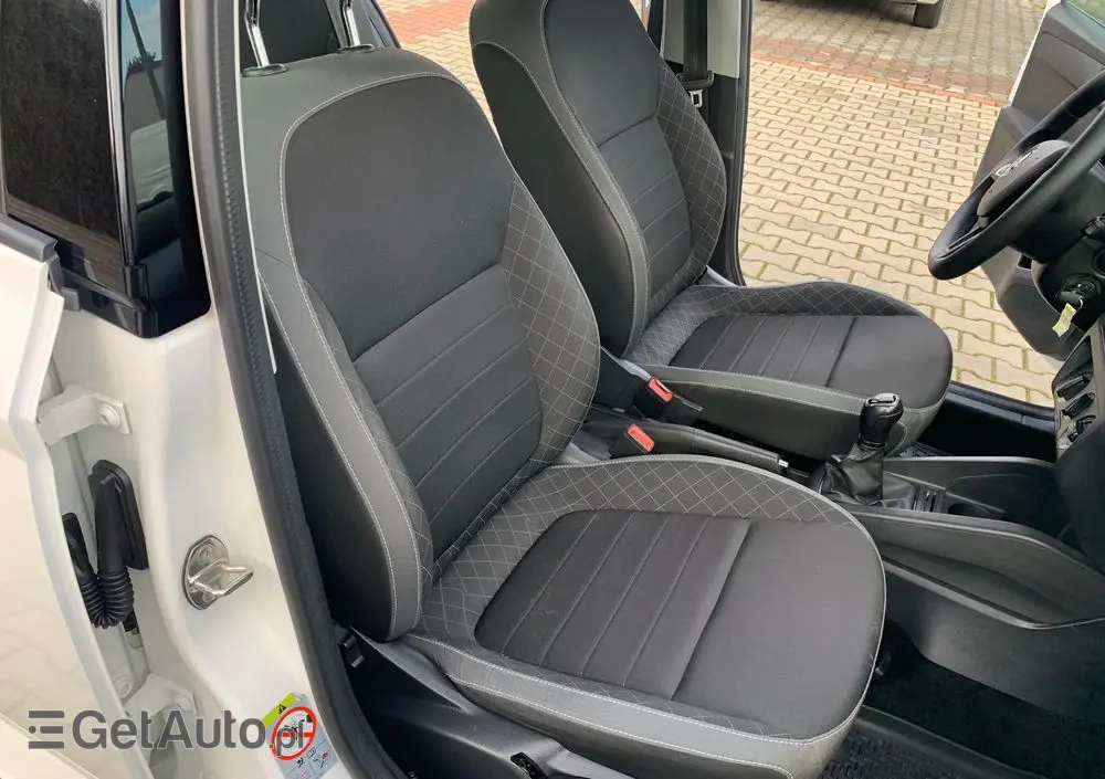 SKODA Fabia 1.0 Ambition