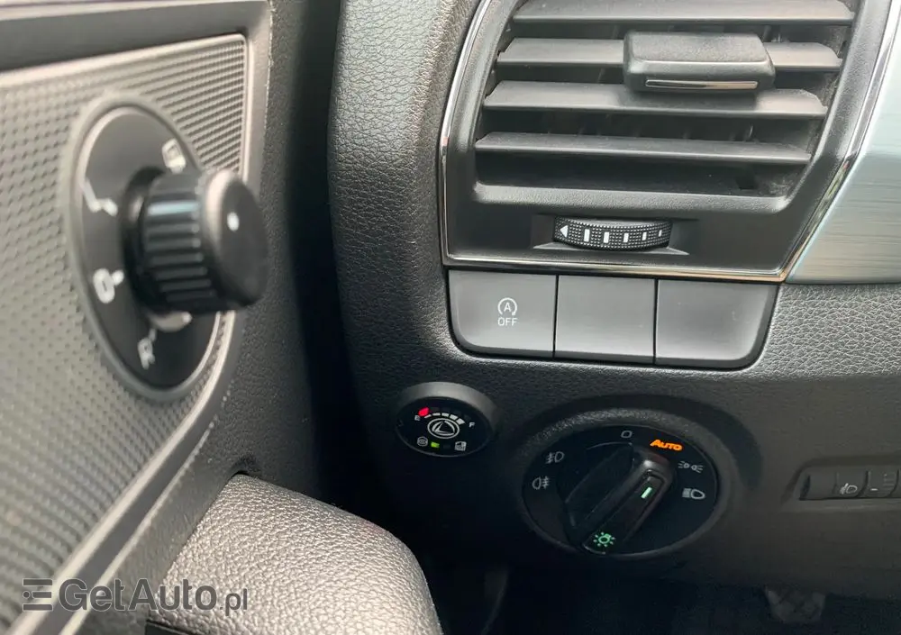 SKODA Fabia 1.0 Ambition