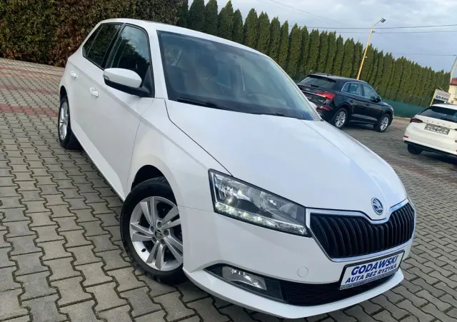 SKODA Fabia 1.0 Ambition