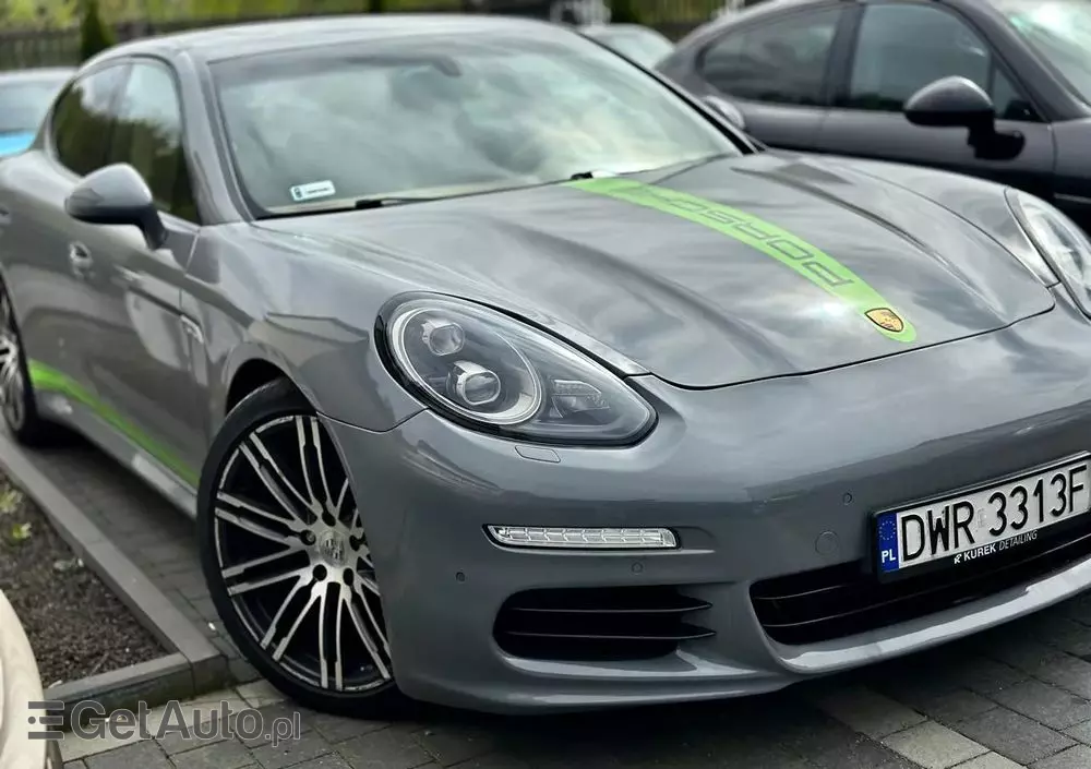 PORSCHE Panamera Diesel