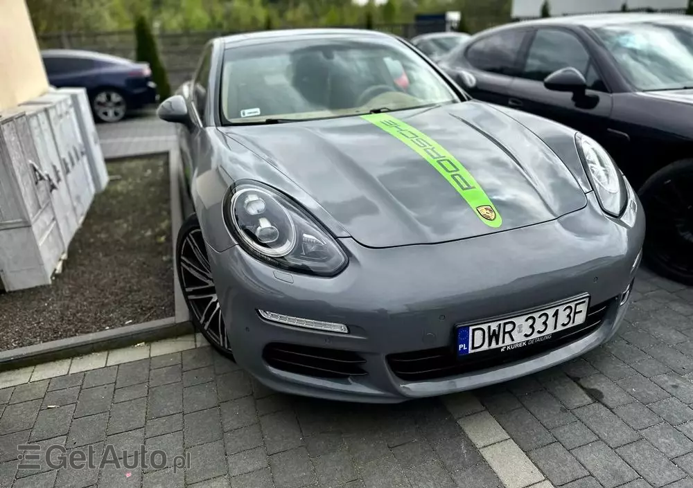 PORSCHE Panamera Diesel
