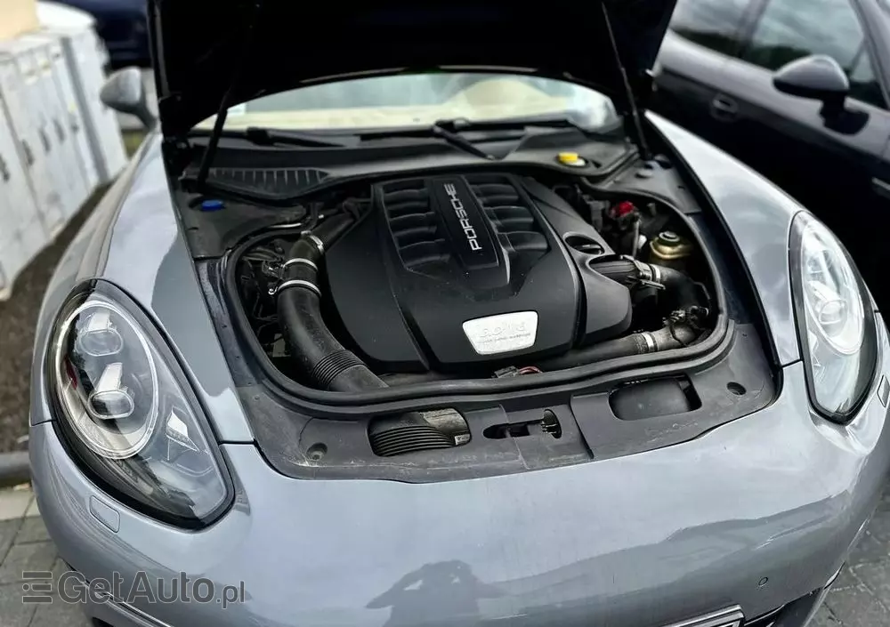 PORSCHE Panamera Diesel
