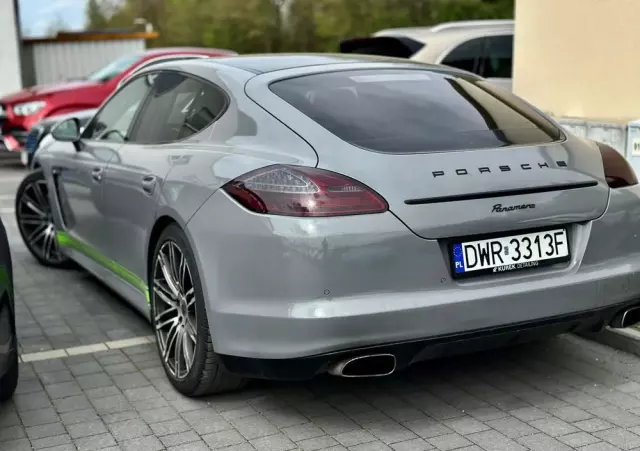 PORSCHE Panamera Diesel