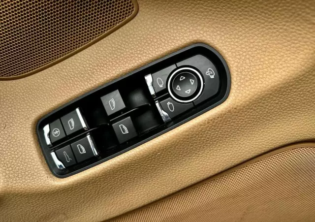 PORSCHE Panamera Diesel