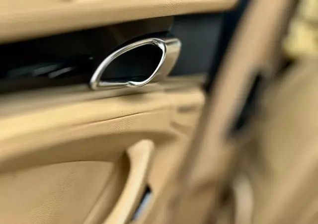 PORSCHE Panamera Diesel