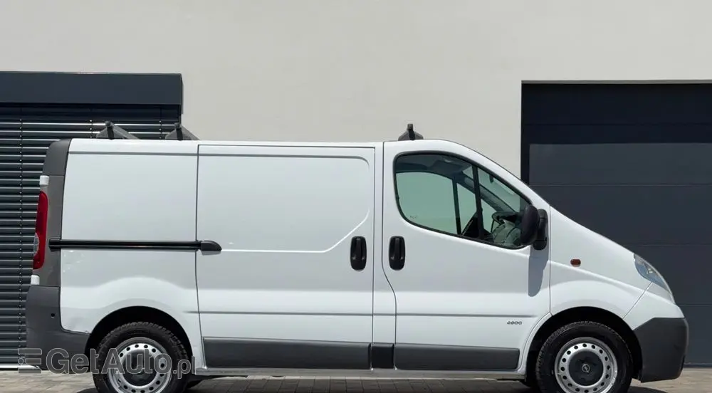 OPEL Vivaro 