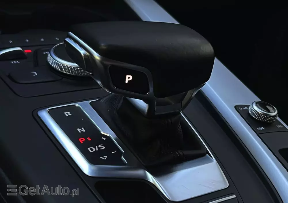 AUDI A4 2.0 TDI S tronic