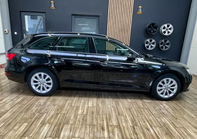 AUDI A4 2.0 TDI S tronic