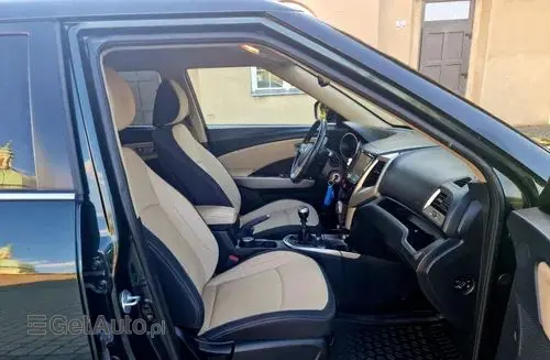 SSANGYONG/KGM Tivoli 