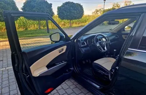 SSANGYONG/KGM Tivoli 