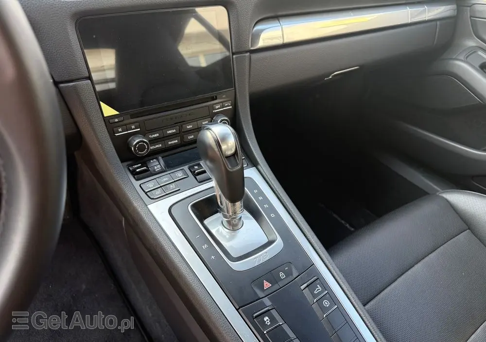 PORSCHE 718 Cayman GPF PDK