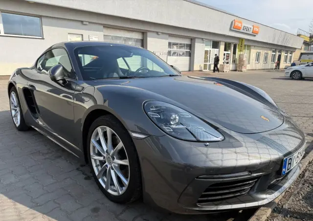 PORSCHE 718 Cayman GPF PDK